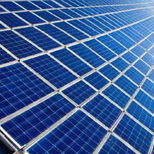 Energy Independence: Grid vs. Off-Grid Solar